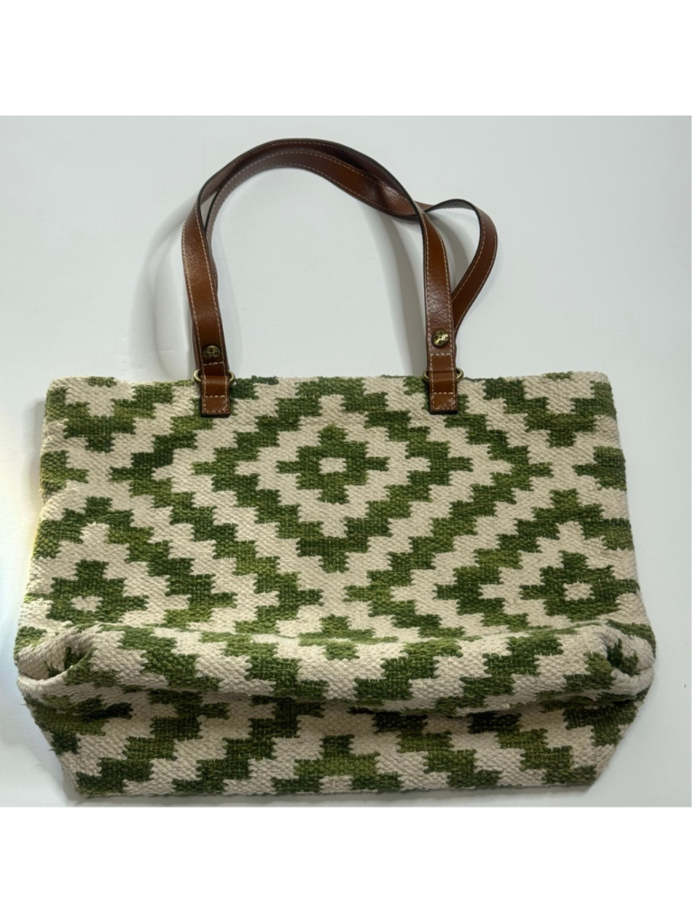 Patricia Nash Hand Loomed
Cotton Weave Chennai Tote
Green Beach Bohemian Large - Picture 3 of 12